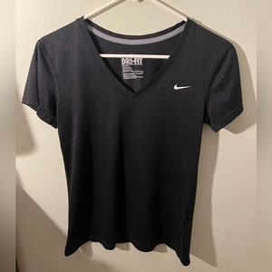 Women’s Short Sleeve NIKE Dri-Fit Shirt! Size Small.